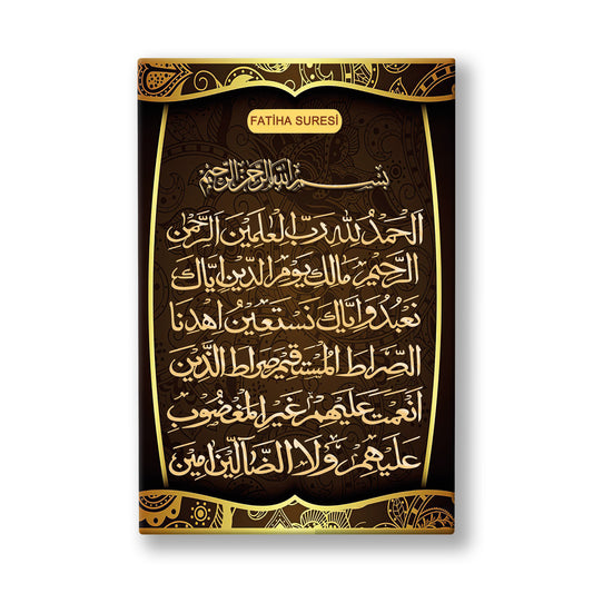Arapça Fatiha Suresi kanvas tablo — Kahve tonlu desenli zeminde, altın harflerle satır satır yazılmış Fatiha Suresi levhası.