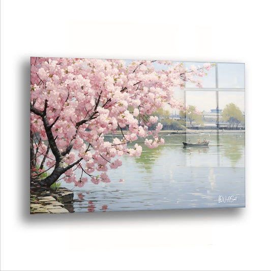 Göl Kıyısı Sakura cam tablo — Pembe sakura dalları suya eğilmiş, altlarından tek bir sandal geçiyor.