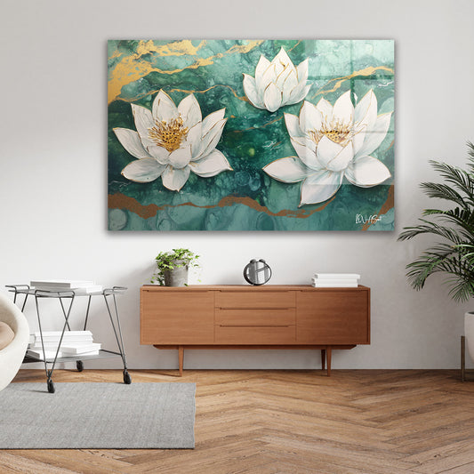 Üç Lotus cam tablo — iç mekân uygulama örneği