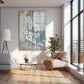 Ahşap Zeminde Beyaz Çiçekler cam tablo — farklı açıdan görünüm