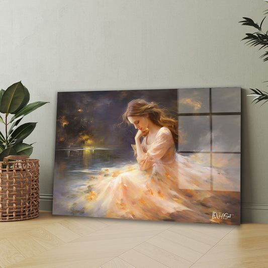 Altın Elbiseli Kadın cam tablo — iç mekân uygulama örneği