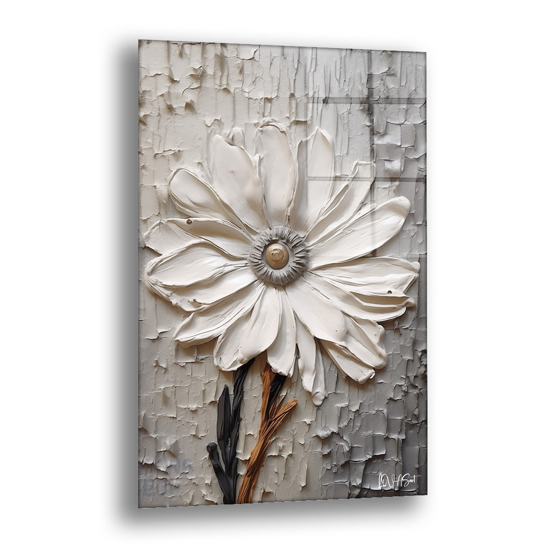 Beyaz Kabartma Papatya cam tablo — çatlak bir duvarı andıran gri bej zeminde, inci gibi bir merkezle parlayan beyaz bir papat
