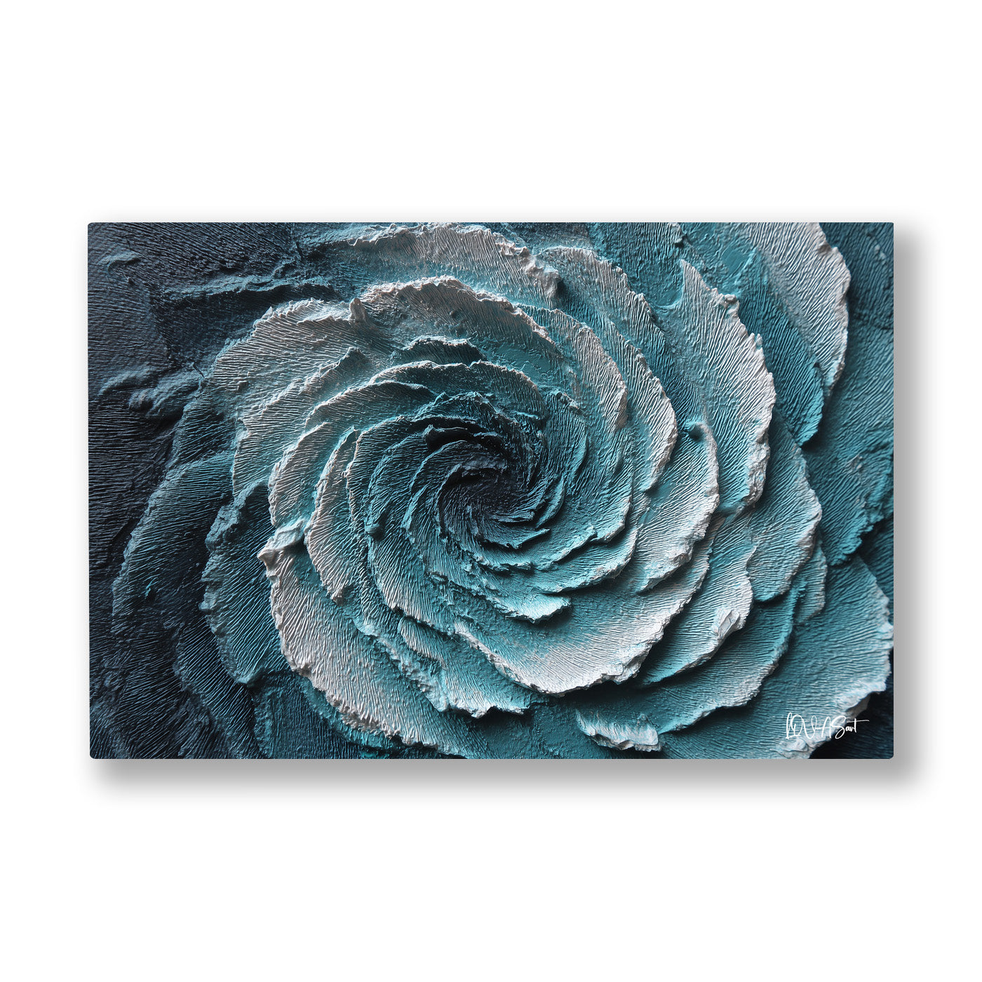 Gümüş Spiral kanvas tablo — Petrol mavisi kabartmaların merkeze doğru sarıldığı dev bir spiral.