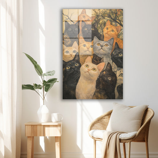 Kedi Kalabalığı cam tablo — duvarda dekorasyon görünümü