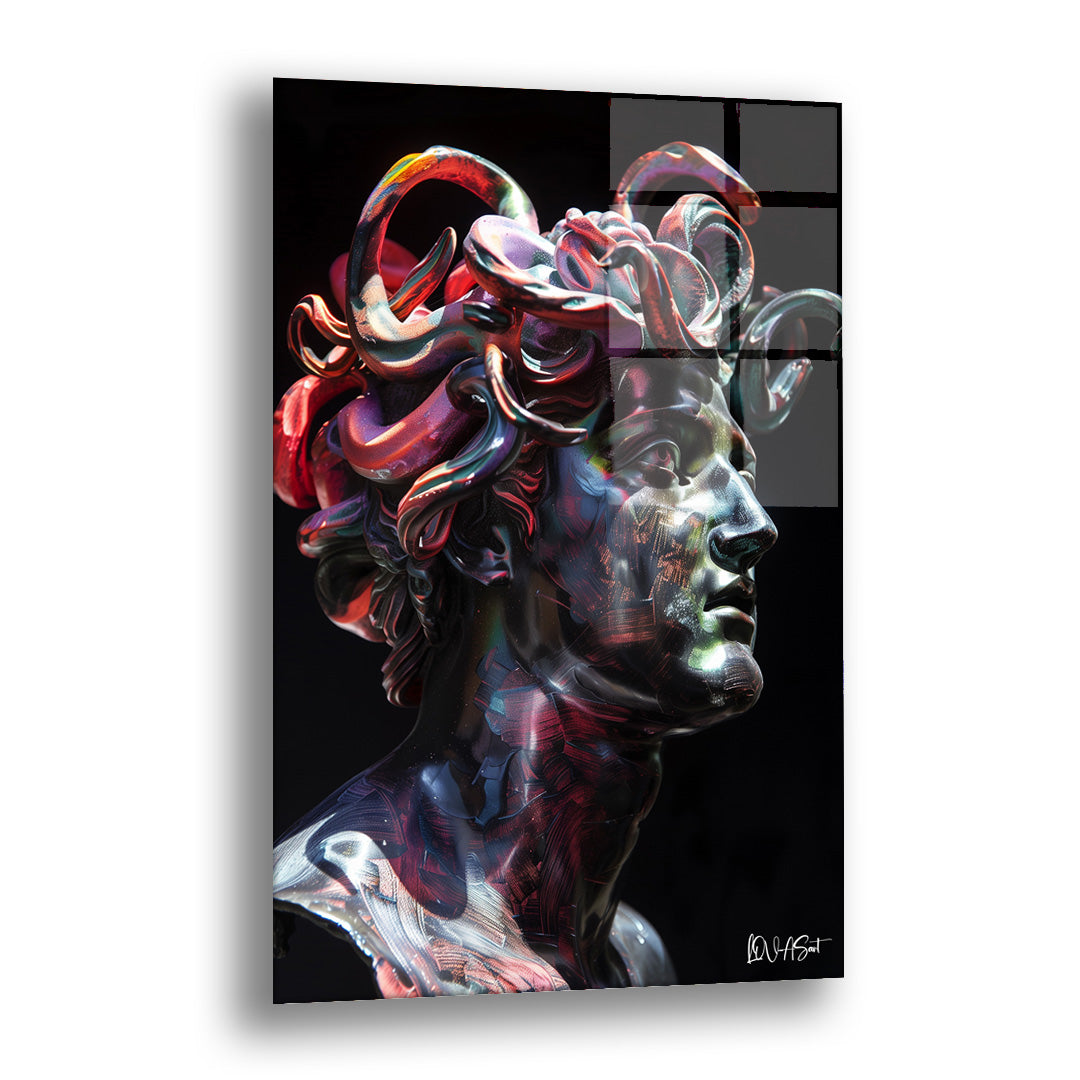 Kızıl Heykel Portre cam tablo — siyah bir zeminde bukleli saçlarıyla yandan görünen bir heykel başını kırmızı, mor ve gümüş y