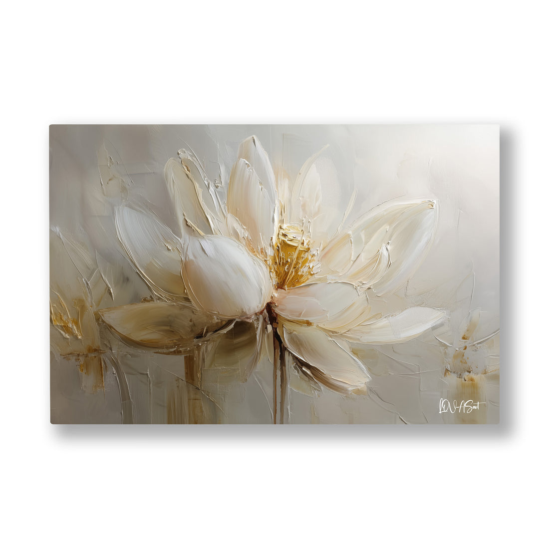 Krem Lotus kanvas tablo — Gri sisin içinden usulca açılan geniş beyaz lotus yaprakları.