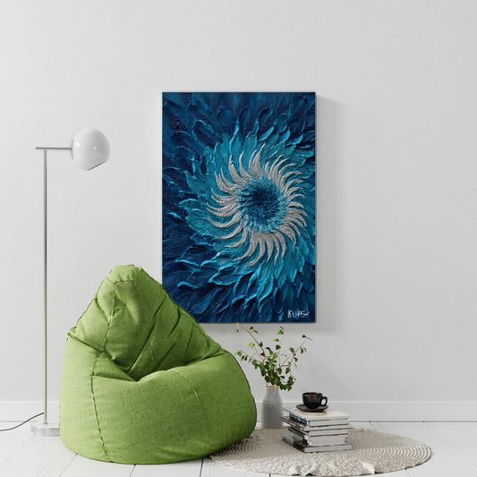 Mavi Spiral kanvas tablo — iç mekân uygulama örneği