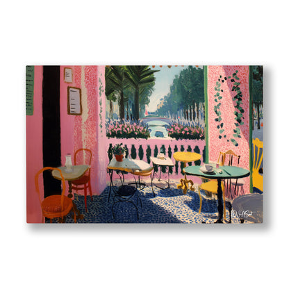 Pembe Kafe kanvas tablo — Pembe duvarlı bir kafeden ağaçlı caddeye açılan neşeli manzara.