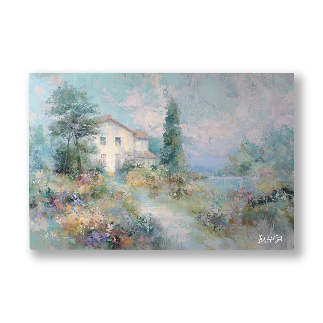 Sisli Bahçe Evi kanvas tablo — Sisli yeşilliklerin arasında sessizce duran beyaz duvarlı bahçe evi.