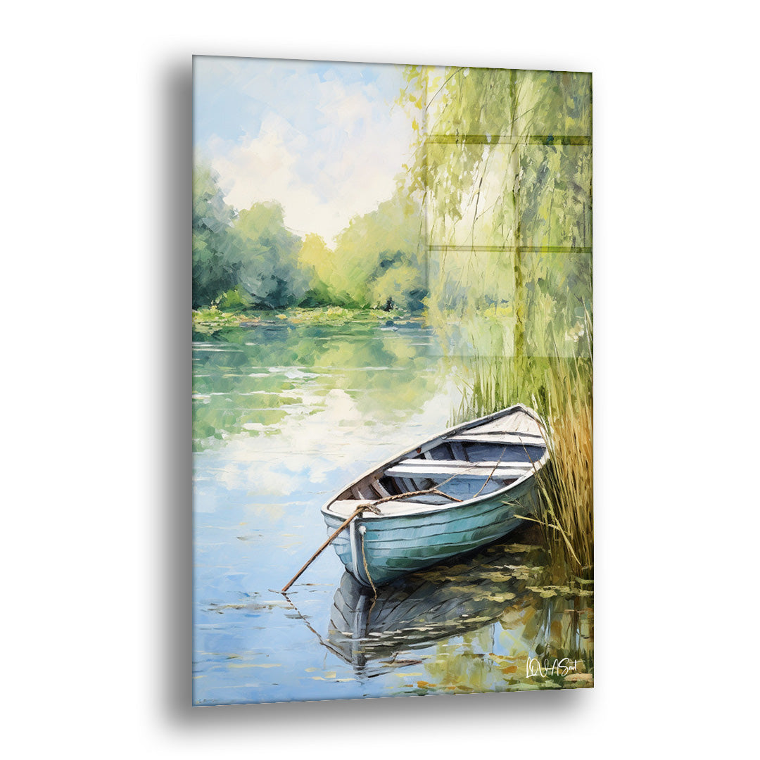 Söğüt Altında Kayık 2 cam tablo — sazlık kenarında bekleyen açık mavi bir kayığı sarkan söğüt dallarının altında gösterir.
