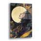 Tarot Kartı cam tablo — dolunayın yanında profilden uyuyan uzun siyah saçlı bir kadını süslemeli desenlerle gösterir.