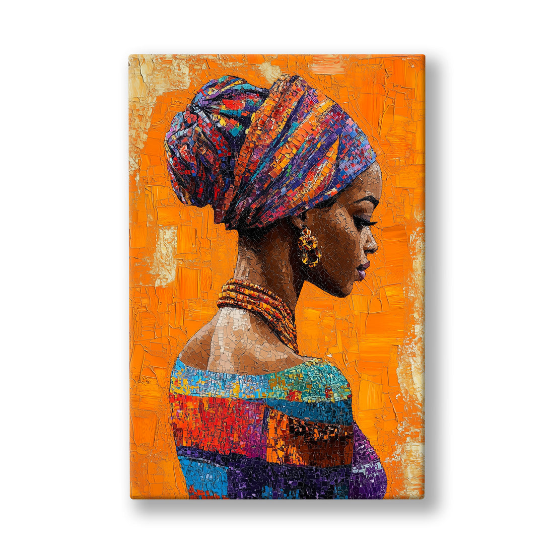 Turuncu Zeminde Sarık kanvas tablo — Turuncu bir fonun önünde rengârenk sarığıyla duran Afrikalı kadın.