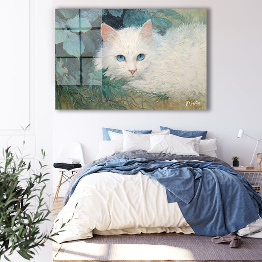 Yapraklar Arasında Beyaz Kedi cam tablo — iç mekân uygulama örneği