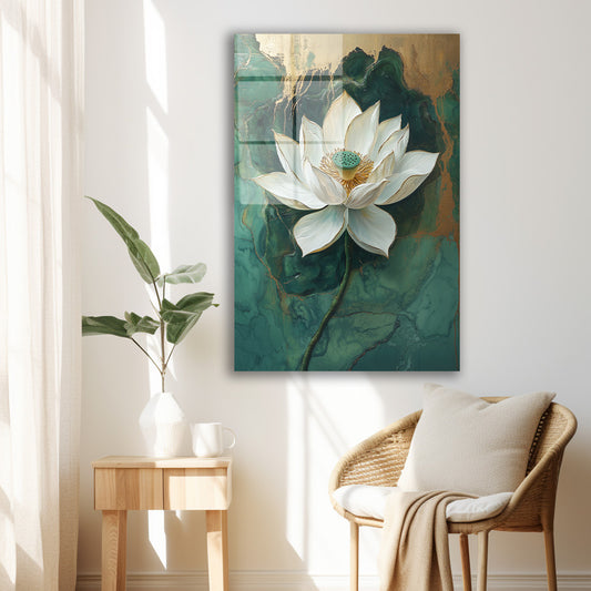 Yeşil Fonda Beyaz Lotus cam tablo — duvarda dekorasyon görünümü
